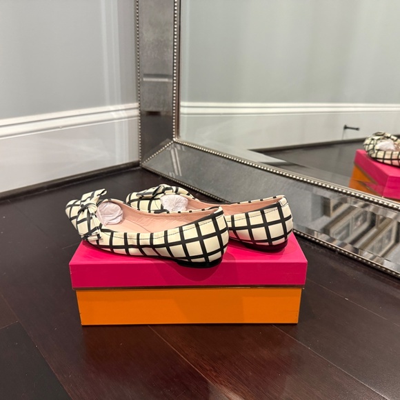 Kate Spade black and white Suki bow pointed toe Windowpane plaid Ballet flats - Picture 3 of 6